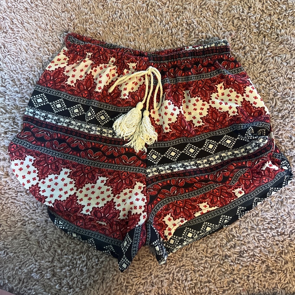 Windsor Flowy Shorts